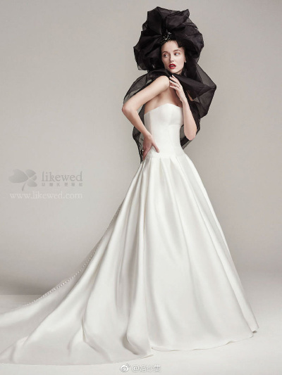 SOTTERO AND MIDGLEY 2016 BRIDAL ​​​​