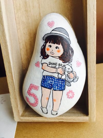 石头画，从照片到石头上，依依