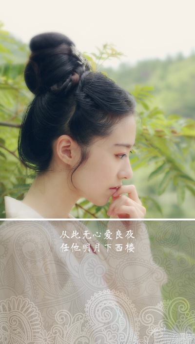 我们都是孤独的鬼.都有一张伪善的嘴........