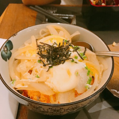 洋葱猪扒饭