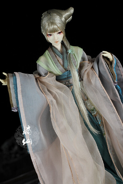 蔓蔓烟萝-【乱世琴音】1/6古装娃衣