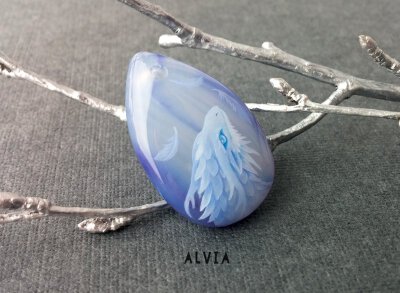 Feathers and sky by AlviaAlcedo