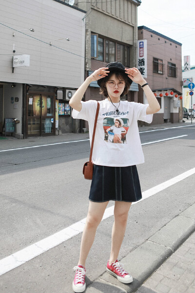 色t恤女2017夏季新款宽松字母上衣、2017复古半身裙学院风显瘦高腰a字裙子