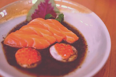 Toby's Sukhumvit 38. 三文鱼