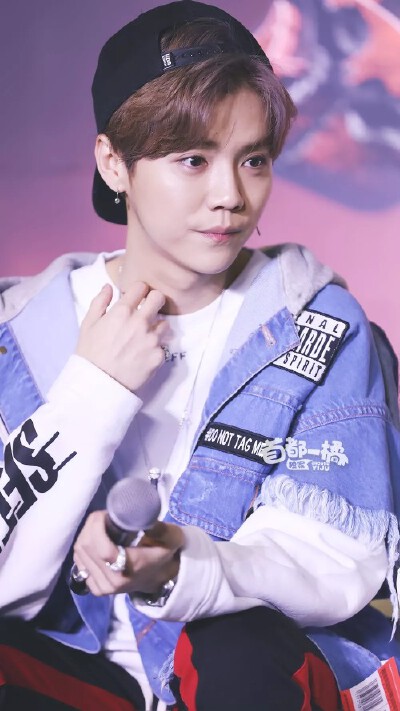 180123 热血街舞团群访 鹿晗-LuHan