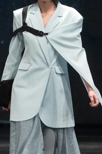 服装