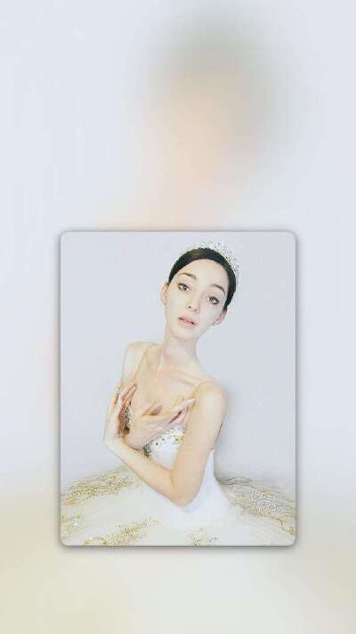 放两张艾玛杜蒙特的颜 Emma Dumont 绿发朋克 北极星小姐姐