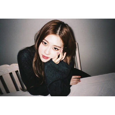 朴彩英（ROSÉ）