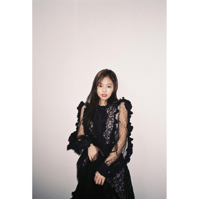 金珍妮（JENNIE）