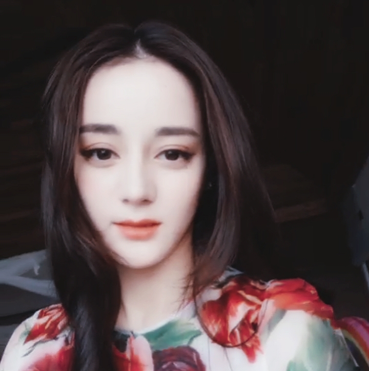 迪丽热巴直播