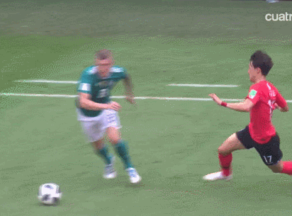 中文队名：德国国家男子足球队 外文队名：Deutschland Fussball Bund 运动项目：足球 所属地区：欧洲 成立时间：1900年（庚子年）1月28日 现任主教练：尤阿希姆勒夫：4次世界杯冠军，4次世界杯亚军，3次欧洲杯冠军，…