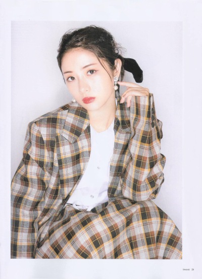 #石原さとみ# #石原里美# #十元# 头像 女生 日系 穿搭 搭配 壁纸 小天使 美 日杂图 高岭之花