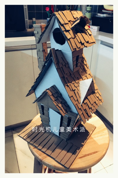 瓦楞纸制作林中小屋