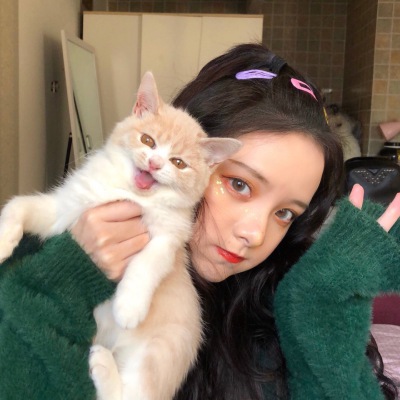 头像 女生头像 猫猫