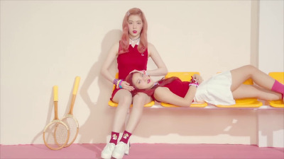 RED VELVET