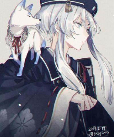 美人皮包骨容凰