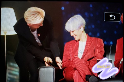 灿白超话 【Twitter//BlackCat_bbh/mickybaek0506/allthewayexo】【预览】191214 The EXplOration in Malaysia
