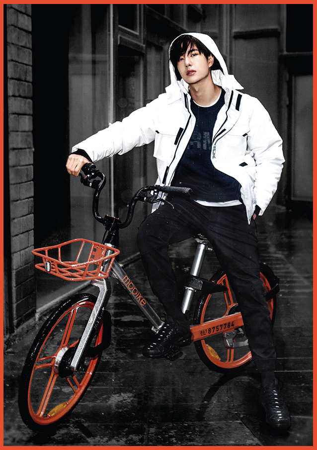 考古 171727 骑“型”日重磅登场！@UNIQ-王一博 风潮演绎fingercroxx × mobike联名潮品和最新秋冬单品！
