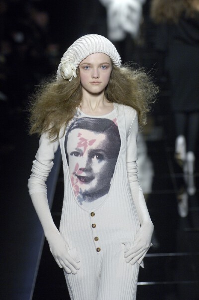 Sonia Rykiel FW 2006
Vlada Roslyakova