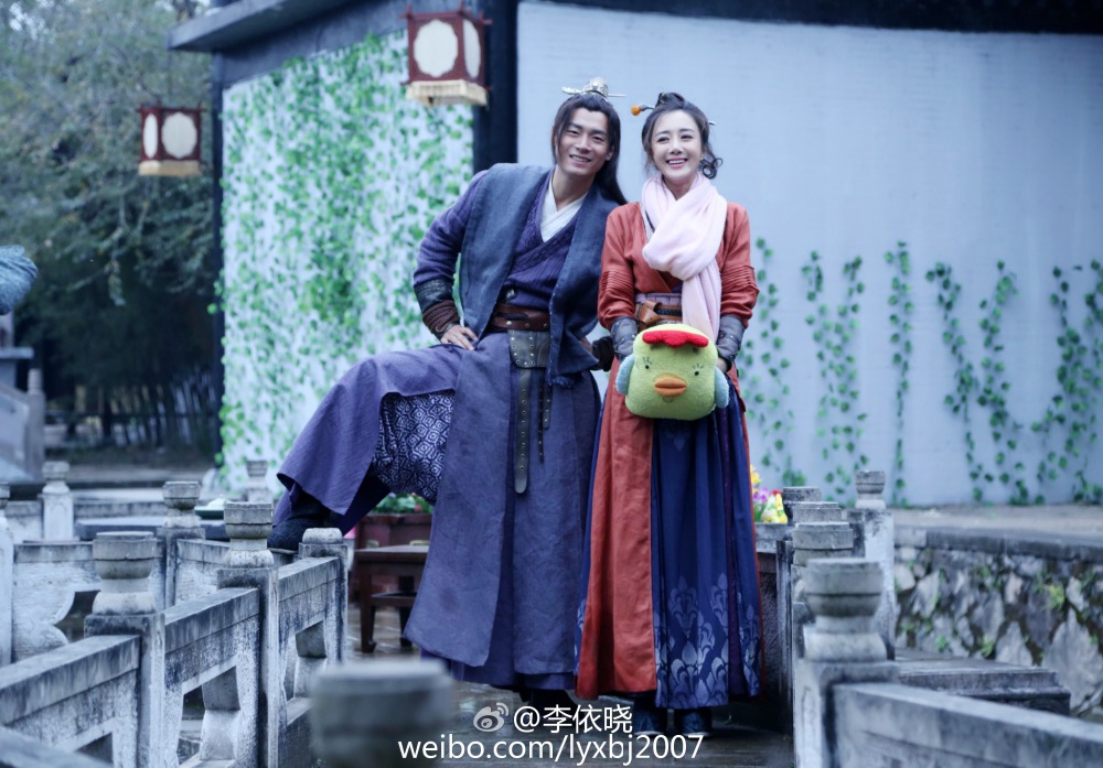 新萧十一郎
于青斌 饰 杨开泰
李依晓 饰 风四娘