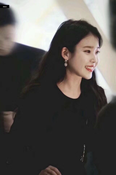 李知恩