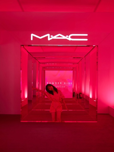 谭松韵 出席MAC魅可品牌活动