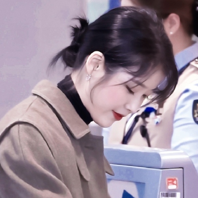 
Hi
原七词